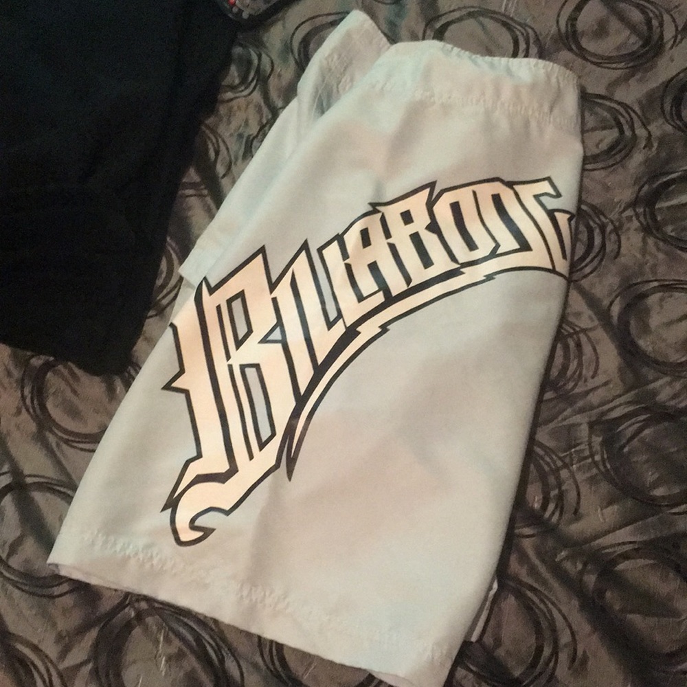 Billabong swim trunks - Picture 2 of 5